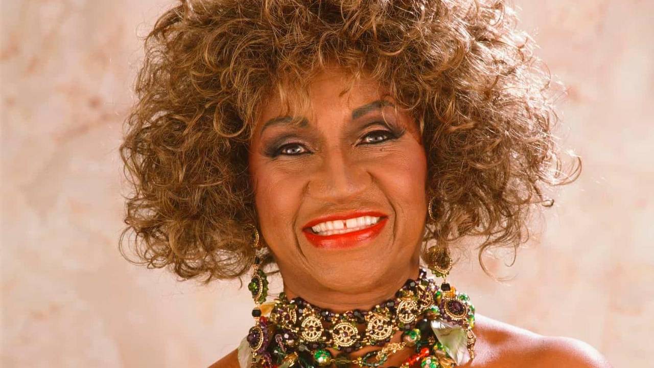La voz de Celia Cruz fue recreada con inteligencia artificial: así canta ahora la "Reina de la Salsa
