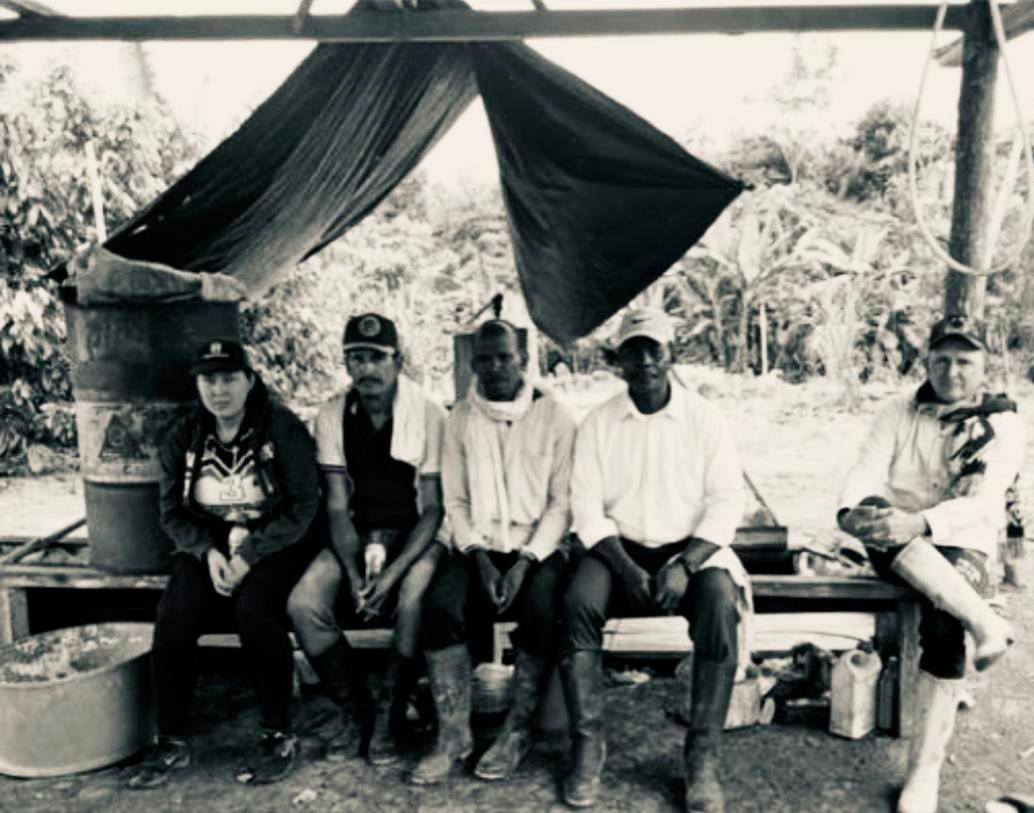La última foto que se conoció en vida de las ocho víctimas de la reciente masacre de las disidencias de Farc en Calamar, Guaviare.<b><span class="mln_uppercase_mln"> </span></b>FOTO<b><span class="mln_uppercase_mln"> cortesía</span></b>