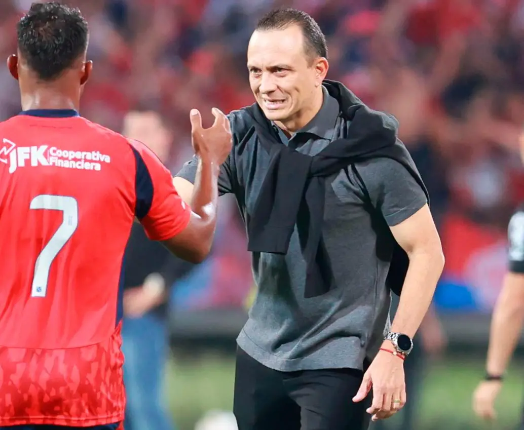 Alejandro Restrepo, uno de los artífices para llevar a Medellín a la final del fútbol colombiano. FOTO MANUEL SALDARRIAGA