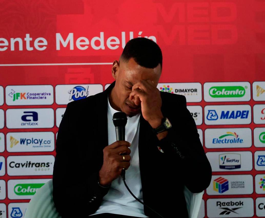 El exfutbolista antioqueño Amaranto Perea regresa al equipo que lo formó como futbolista profesional después de más de dos décadas. Foto: tomada del x del DIM