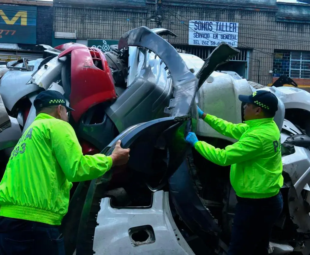 Las autopartes fueron incautadas porque no fue comprobado que su procedencia fuera lícita. FOTO: MEVAL