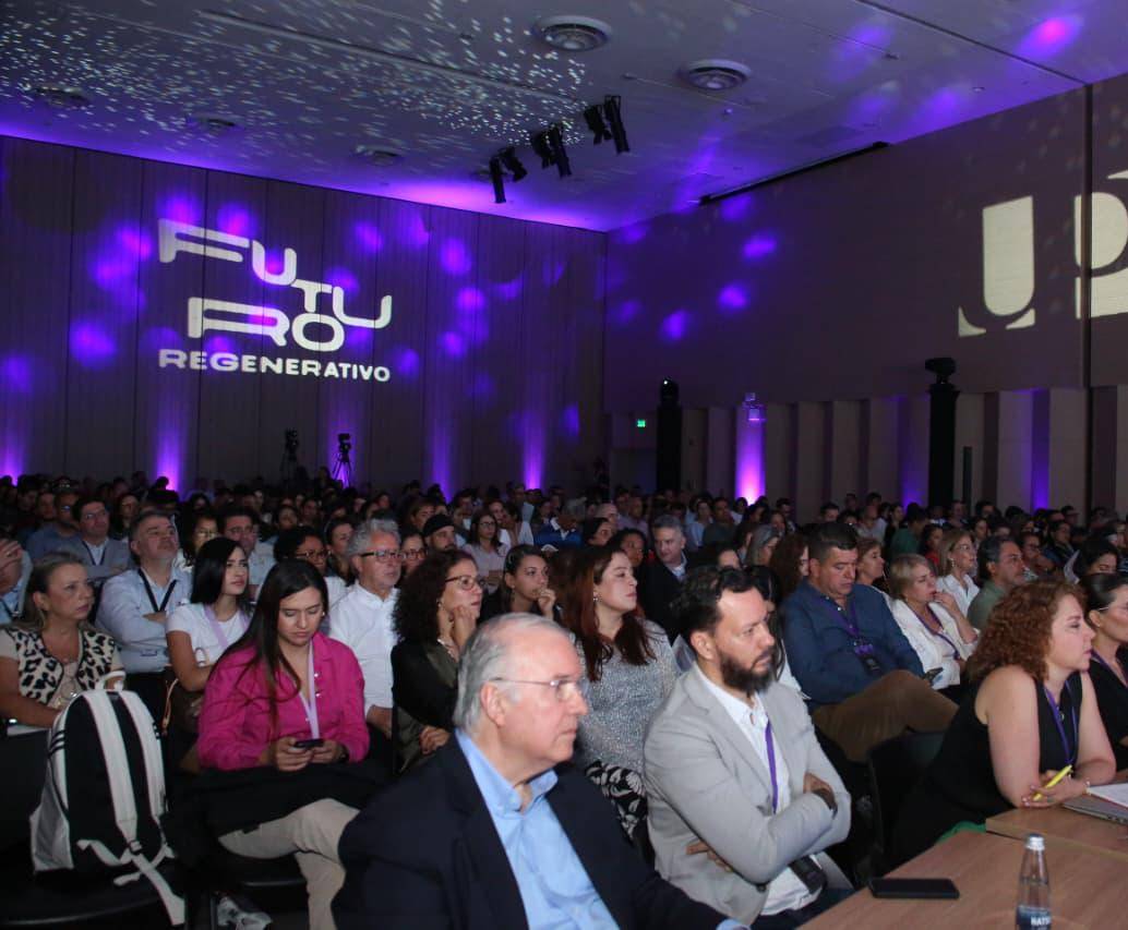 La Escuela de Verano Saberes UPB 2026 es un regalo de la Universidad Pontificia Bolivariana para Medellín en la celebración de sus 90 años de vida institucional y de la décima edición de este certamen. La imagen corresponde al evento de 2025. Foto. Cortesía. 