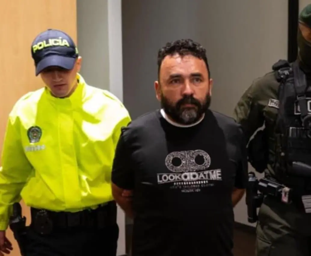 Capturaron en Ecuador Luis Rolando Osorio Arévalo, conocido con el alias de ‘Mison’ o ‘El Viejo’. FOTO: Alcaldía de Bogotá<b> </b>