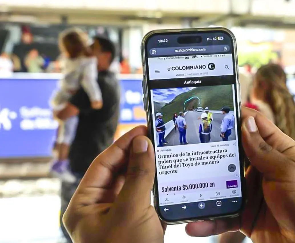 ¿Cómo crear un acceso directo a EL COLOMBIANO desde el celuar Android o iPhone? FOTO: CAMILO SUÁREZ 