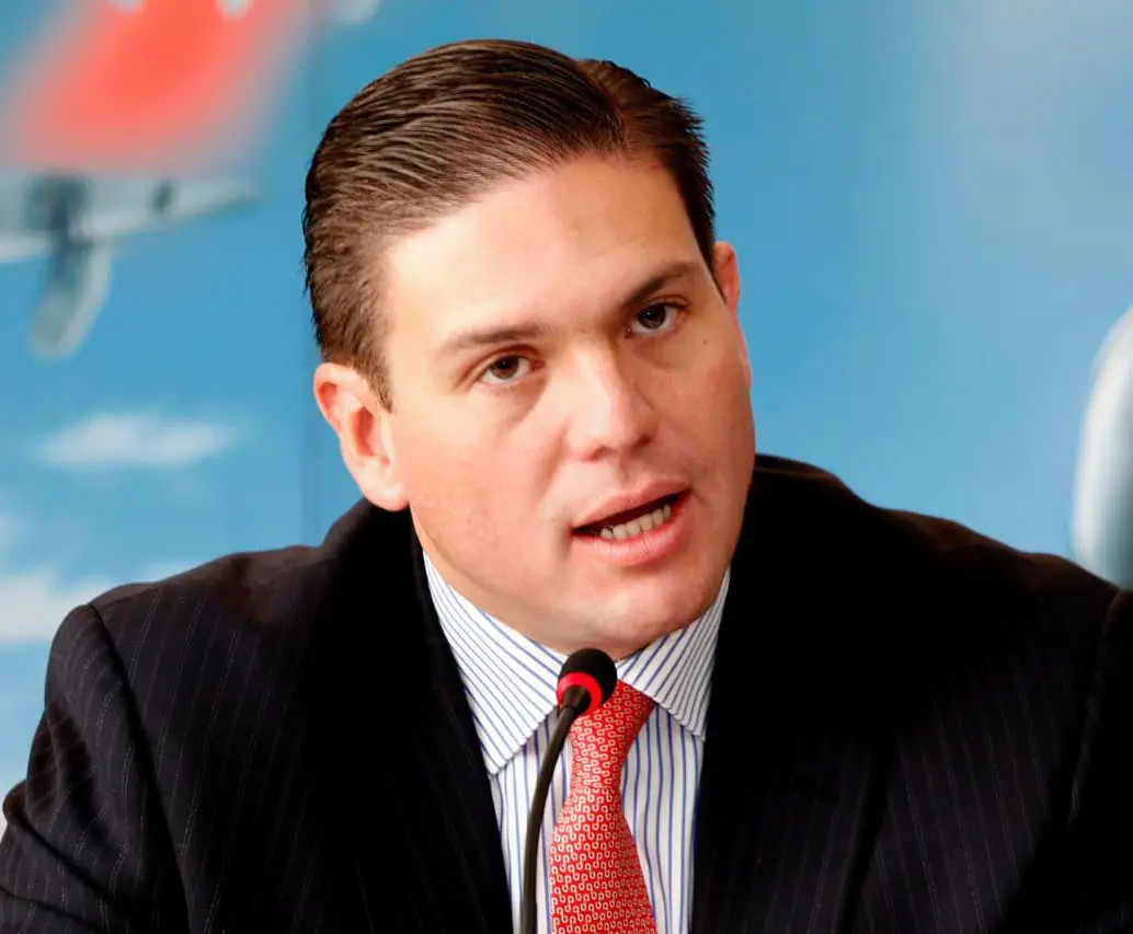 El precandidato Juan Carlos Pinzón confirmó su participación en la consulta interpartidista de 2026. FOTO: JULIO CÉSAR HERRERA ECHEVERRI