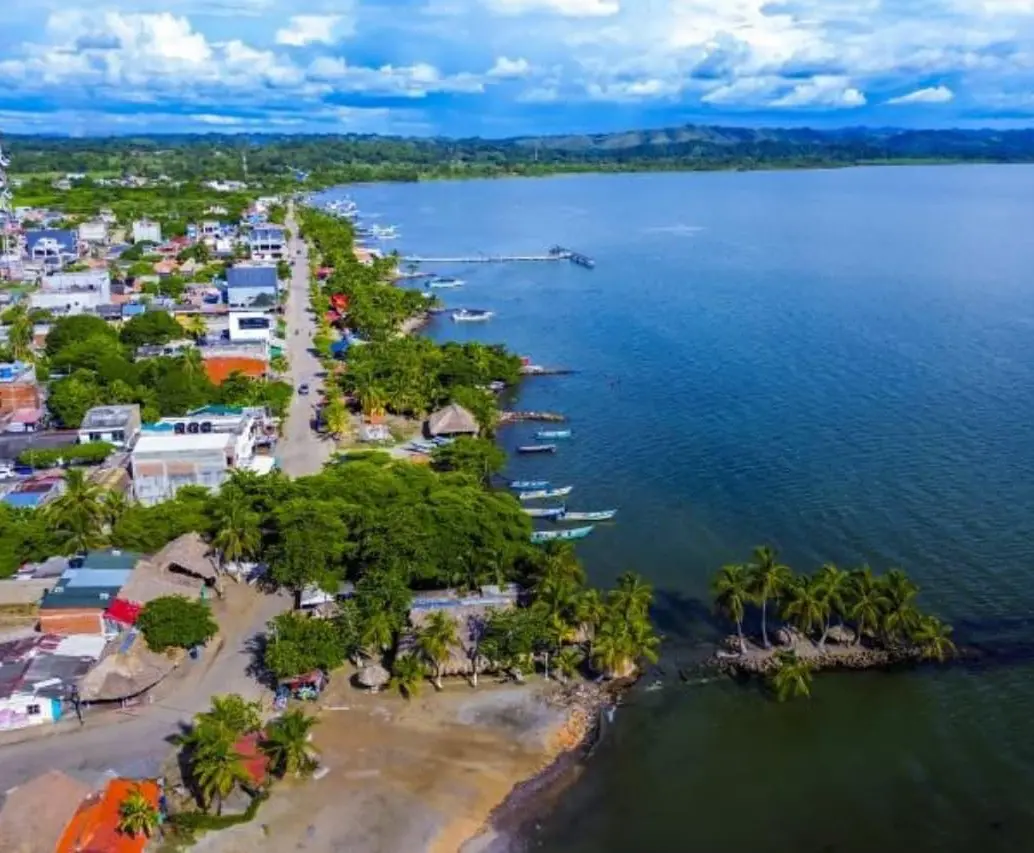 Investigan la muerte de un hombre en medio de un procedimiento oficial en las Fiestas del Coco en Necoclí, Antioquia. FOTO: EL COLOMBIANO