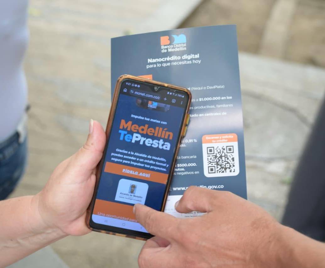 Con el programa de nanocréditos digitales, Medellín busca ofrecer una alternativa legal frente al crédito informal. Foto: cortesía.