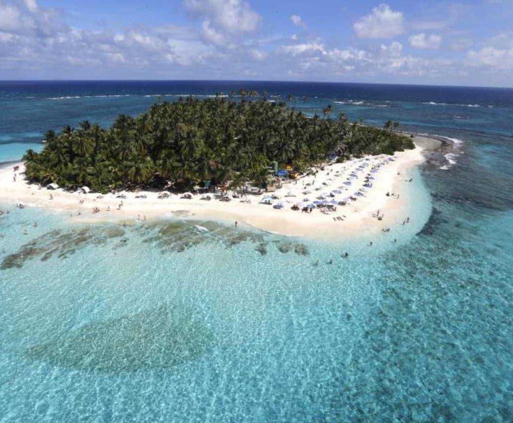  Tomas aéreas de San Andrés Islas y sus alrededores. Panorámicas. Isla Johnny Cay. Fecha de evento: 12/11/2014. Foto: Juan Antonio Sánchez Ocampo