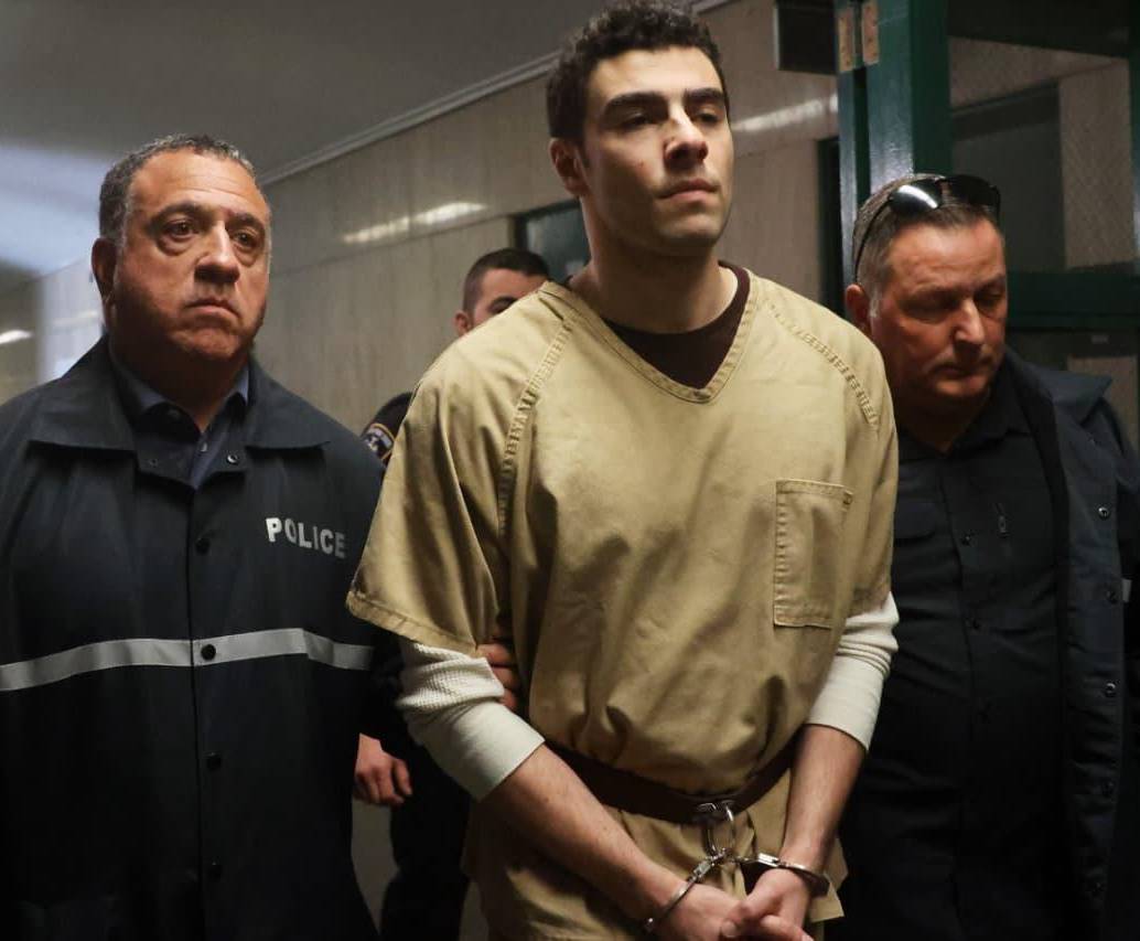 Así avanza el proceso judicial contra Luigi Nicholas Mangione, el joven señalado de asesinar a Brian Thompson, el CEO de la aseguradora UnitedHealthcare. FOTO: GETTY 