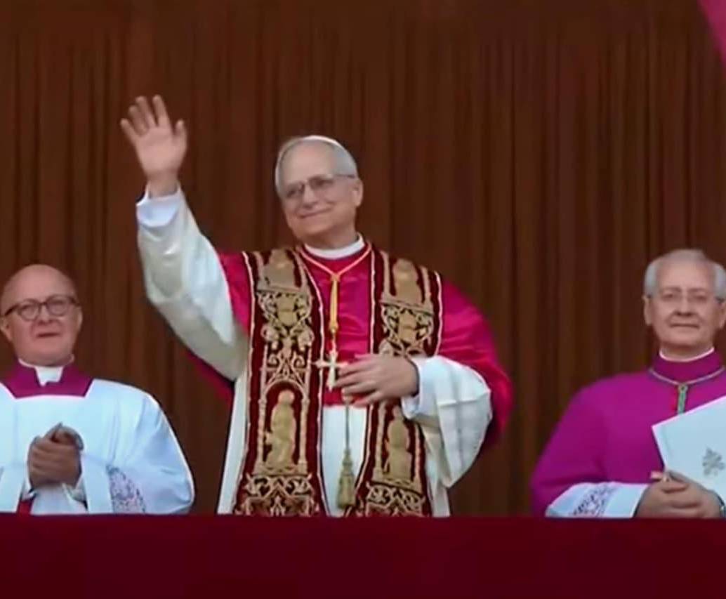 La Iglesia católica ya tiene nuevo papa y es Robert Francis Prevost Martínez, León XIV. FOTO: GETTY