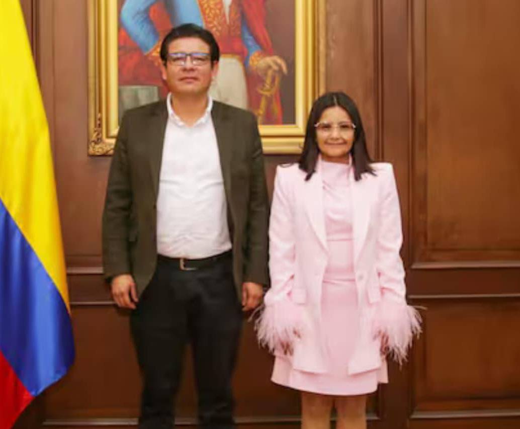 José Raúl Moreno y Angie Rodríguez habrían tenido una confrontación antes del viaje del presidente Gustavo Petro a Oriente Medio. FOTO: Dapre