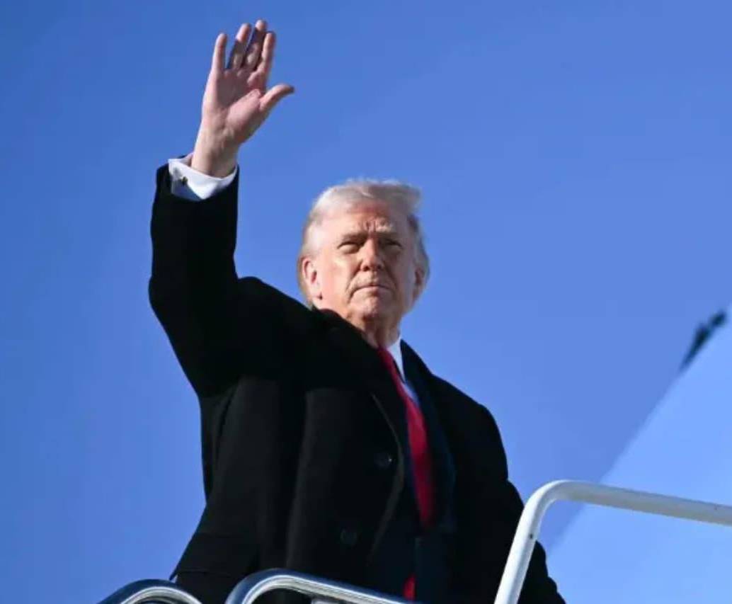 Donald Trump respondió al ataque a la embajada de Estados Unidos en Riad, Arabia Saudita. FOTO: AFP 