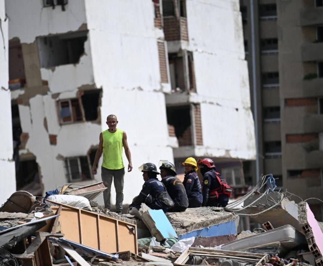 ¿Cómo ayudar a los damnificados por el terremoto en Venezuela? FOTO: AFP 