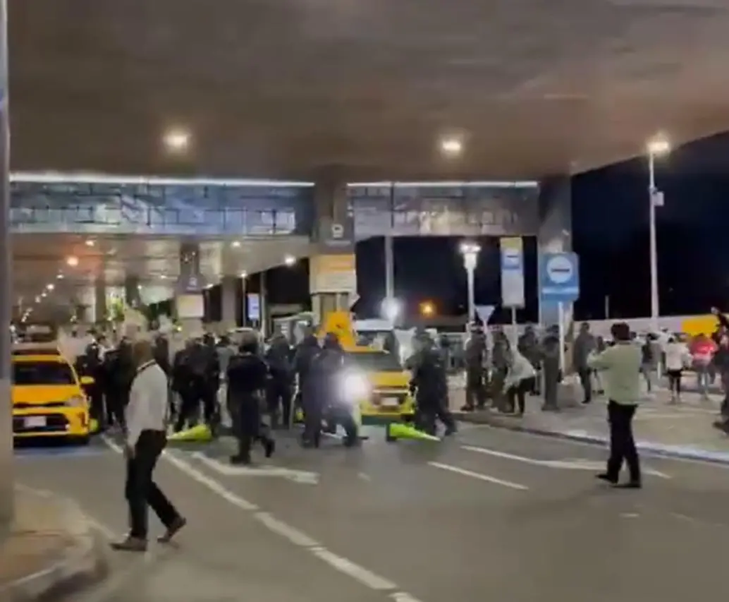Protestas Aeropuerto Internacional El Dorado de Bogotá. FOTO: Captura de video 