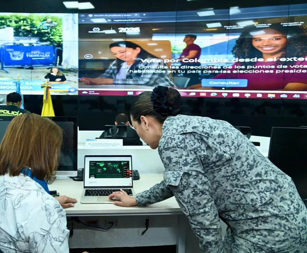 Desde el Ministerio se mantiene el monitoreo de las elecciones. FOTO: MIntic. 