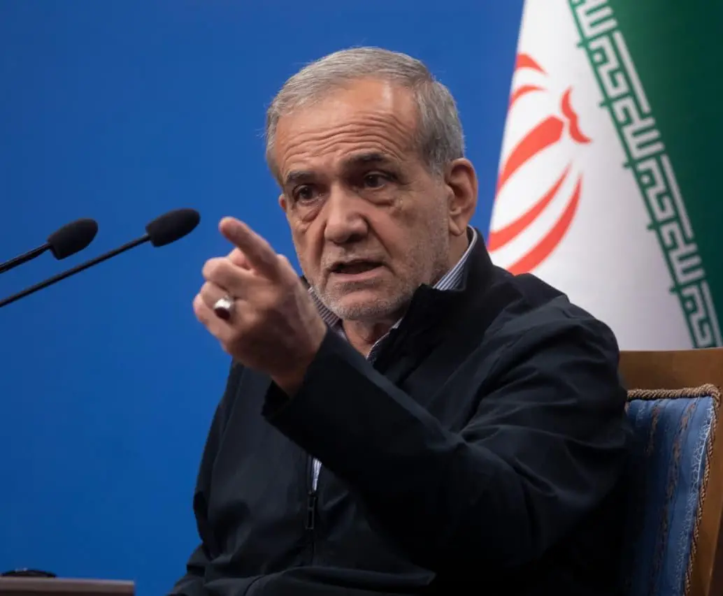 Masud Pezeshkian, presidente de Irán, firmó un proyecto de ley que suspende la cooperación con el OIEA.