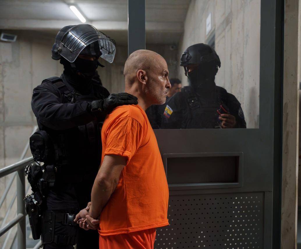 Las fotos de la captura de José Serrano fueron divulgadas por el presidente ecuatoriano Daniel Noboa. Foto: X 