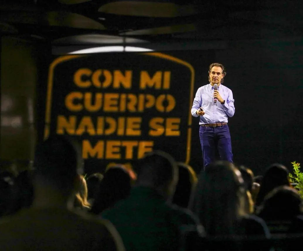 Alcalde Federico Gutiérrez en la inauguración del Congreso de Prevención de Violencias. FOTO: CORTESÍA ALCALDÍA.