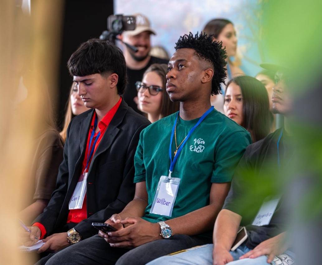 Primera cohorte del programa Referentes de la Alcaldía de Medellín. FOTO: CORTESÍA ALCALDÍA