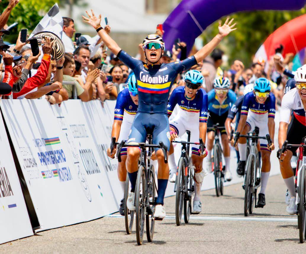 El antioqueño Juan Esteban Sánchez, campeón en juvenil, fue una de las figuras del Panamericano en Córdoba. Foto Cortesía Ánderson Bonilla