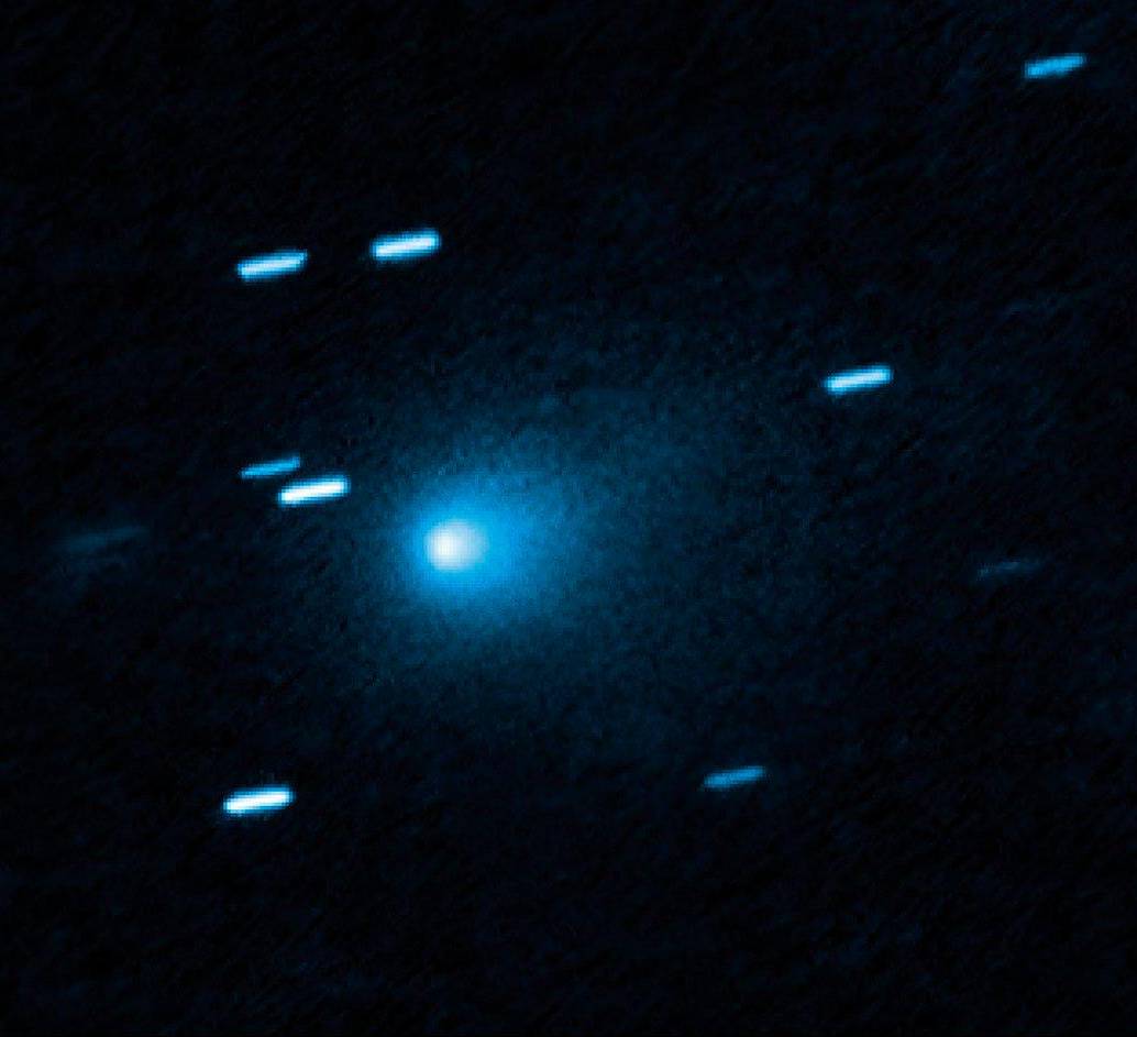 El telescopio Hubble captó esta imagen del cometa interestelar 3I/ATLAS cuando se encontraba a 277 millones de millas de la Tierra. FOTO cortesía Nasa