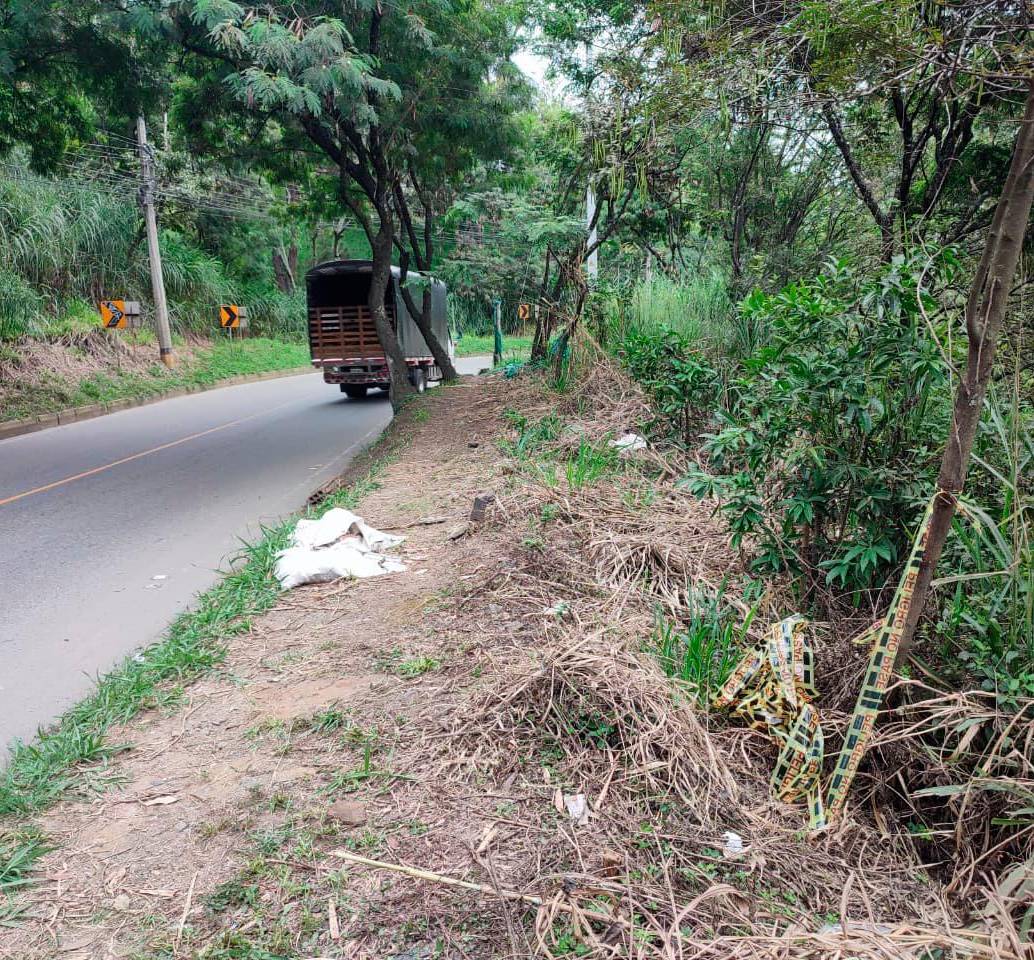 Encontraron un cadáver a borde de carretera por Machado/FOTO: ANDRÉS GARCÍA HERNÁNDEZ