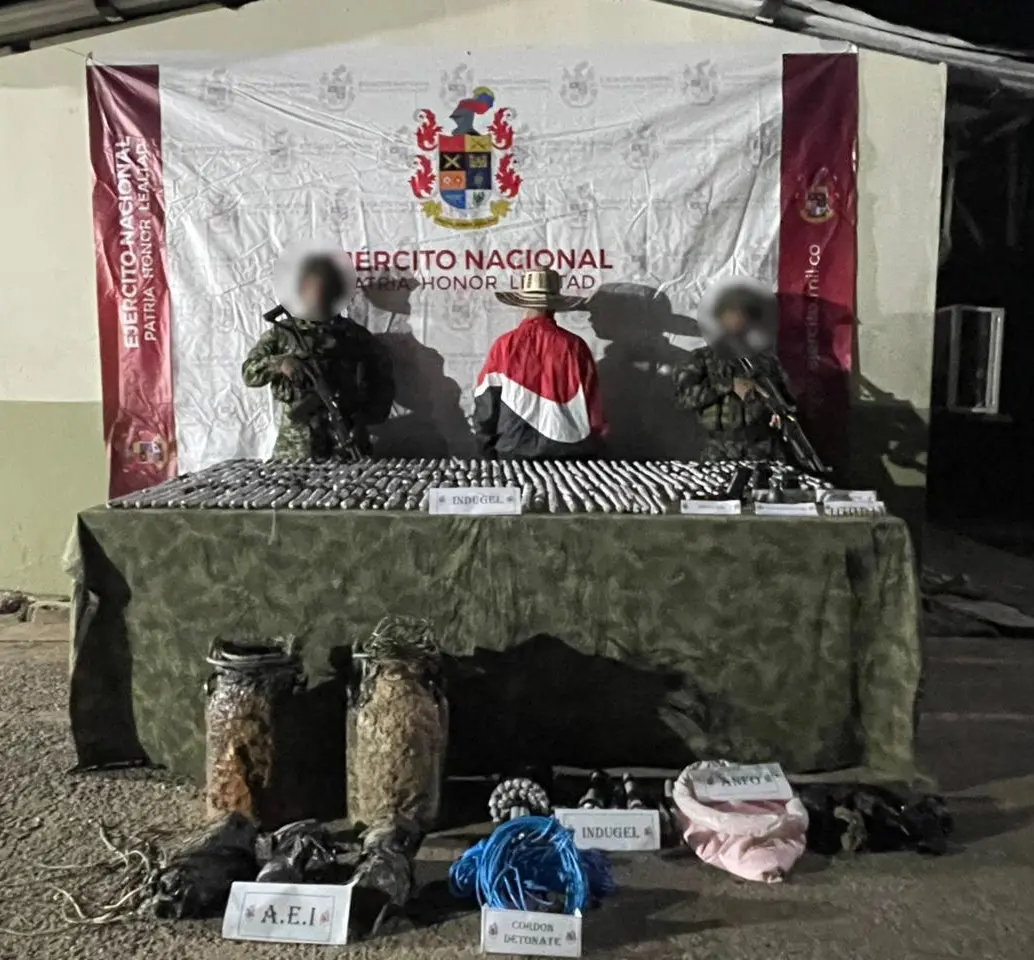 El explosivista detenido tras operativo militar en Zaragoza. FOTO: Cortesía.