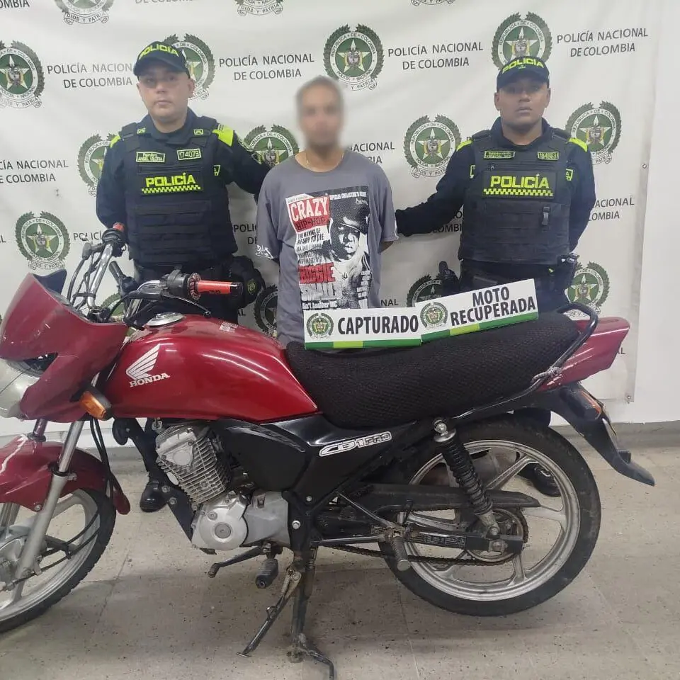 Este hombre ya había sido capturado hace cuatro años, pero logró salir en libertad por vencimiento de términos. FOTO: Cortesía Policía Metropolitana del Valle de Aburrá