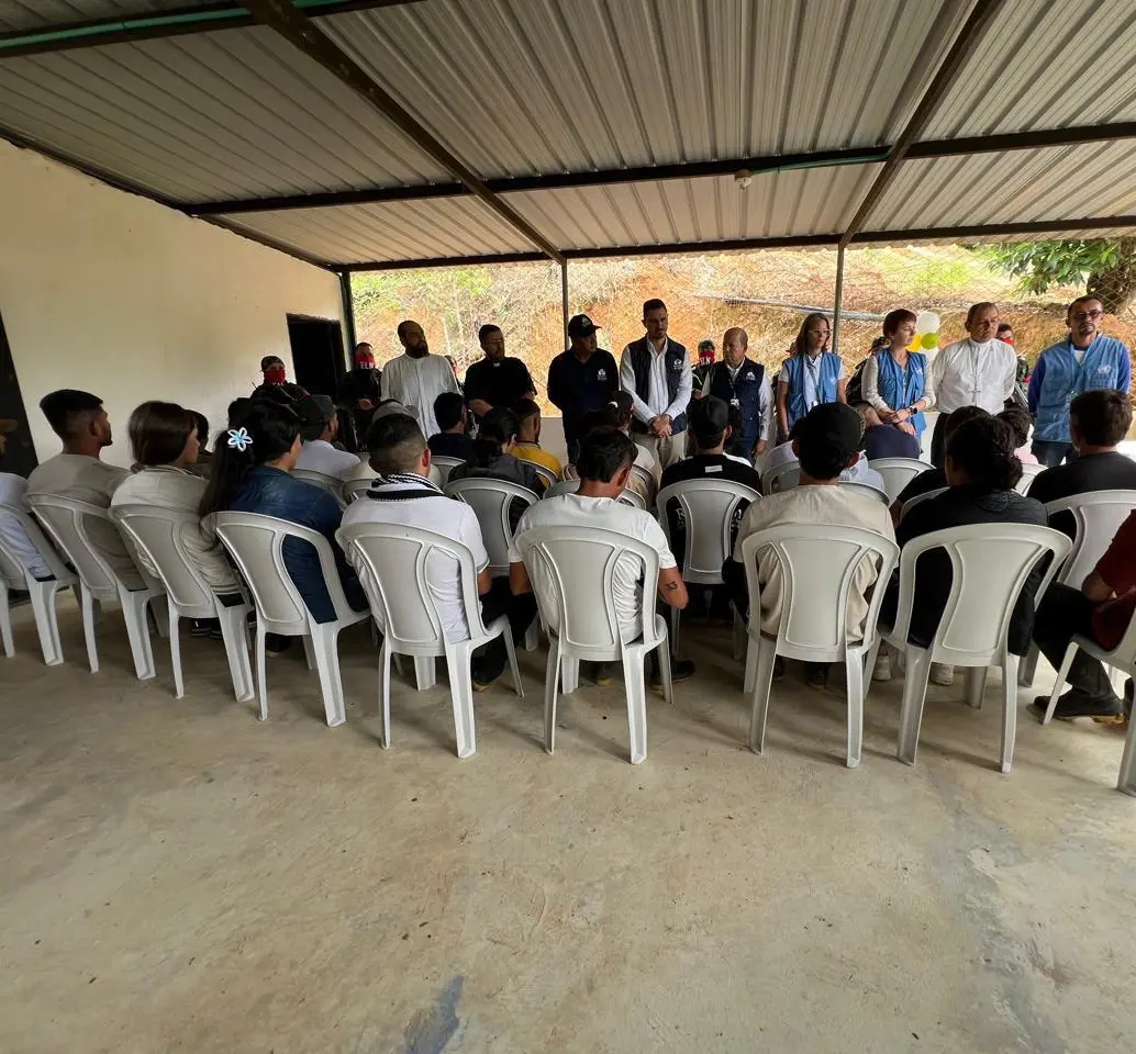 <span class="mln_uppercase_mln">La</span><b><span class="mln_uppercase_mln"> liberación de 28 personas este miércoles 3 de diciembre estuvo acompañada por la Comisión Humanitaria para la Región del Catatumbo, la Defensoría del Pueblo, la Iglesia Católica y la Mision de la ONU. FOTO: Defensoría</span></b>