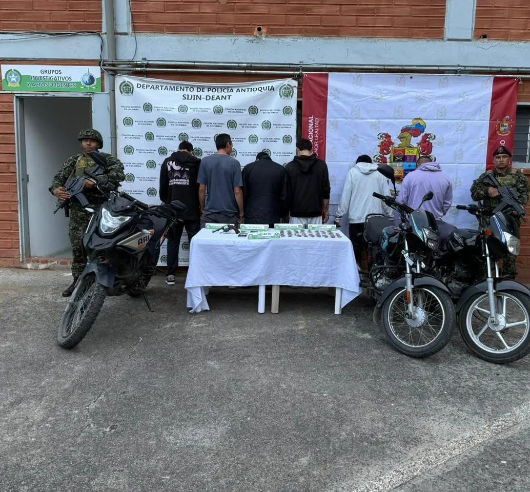 Las autoridades lograron la captura de nueve presuntos integrantes de dos de las estructuras criminales con mayor impacto en la región: el Clan del Golfo y El Mesa. FOTO: Cortesía.