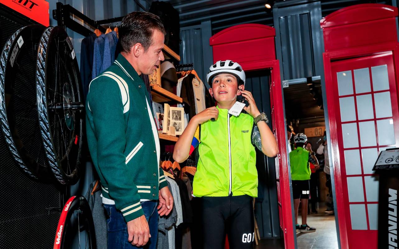 Ángel emocionado comentó: “Lo que viene ahora para mí es entrenar duro para lograr grandes resultados”. Foto Jaime Pérez