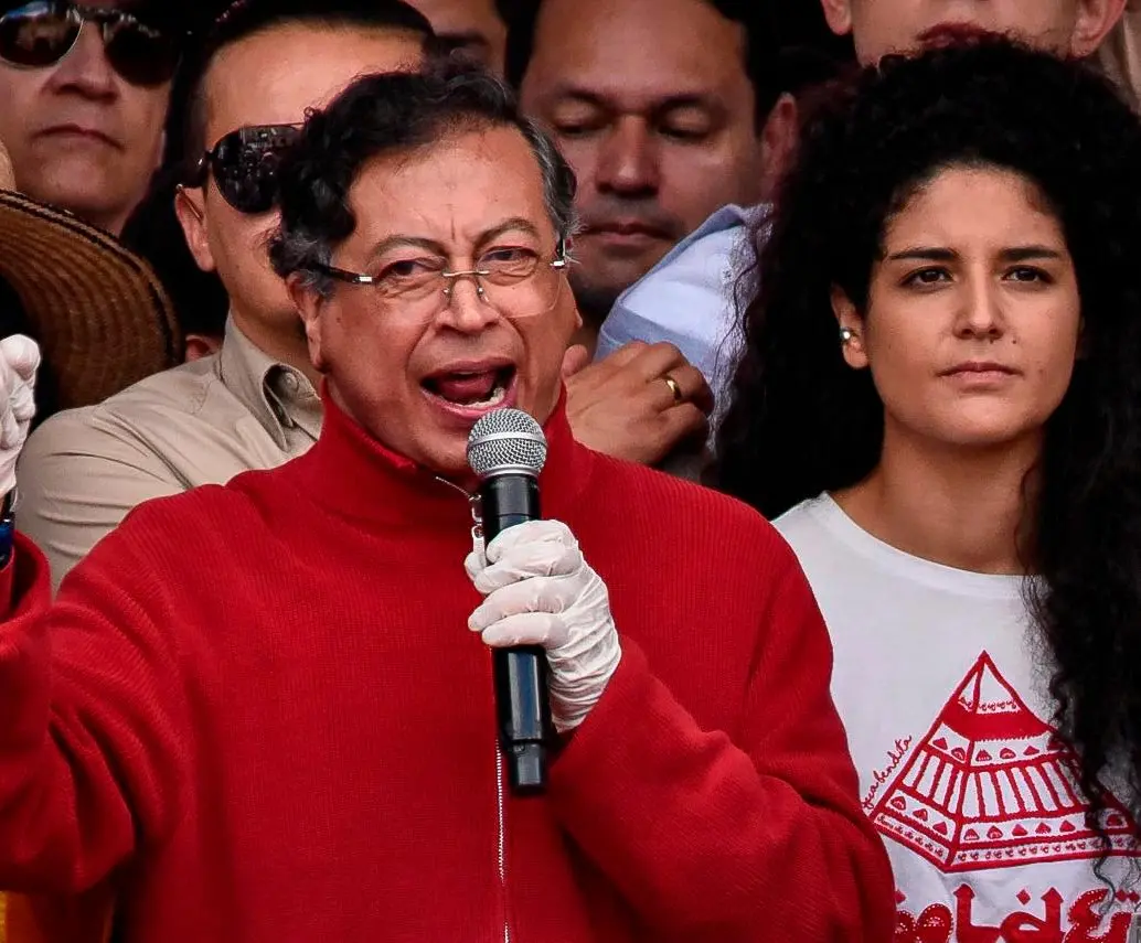 La red social X es la favorita del presidente Gustavo Petro. En ella hace toda clase de anuncios. FOTO: Colprensa