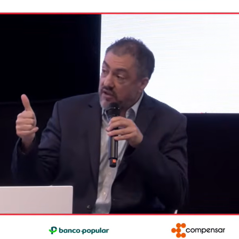 Juan Ricardo Ortega también aseguró que el sector energético ha enfrentado 150 bloqueos en los últimos meses, situación que ha frenado obras de construcción y obligado a mantener paralizadas las cuadrillas de trabajo. Foto: Foro Anif