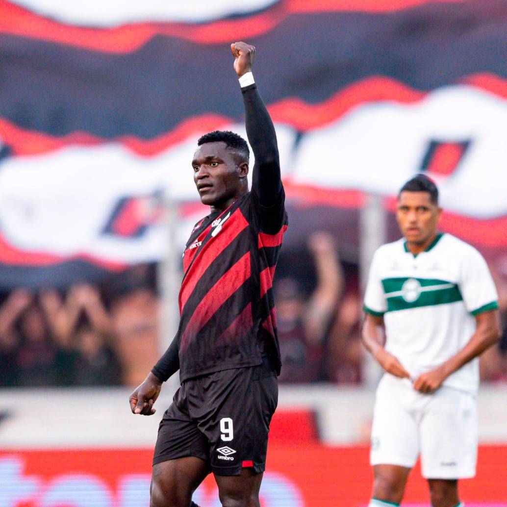 Kevin Viveros ha conseguido 3 títulos en su carrera profesional, los tres con Atlético Nacional. FOTO: <b>GETTY</b>