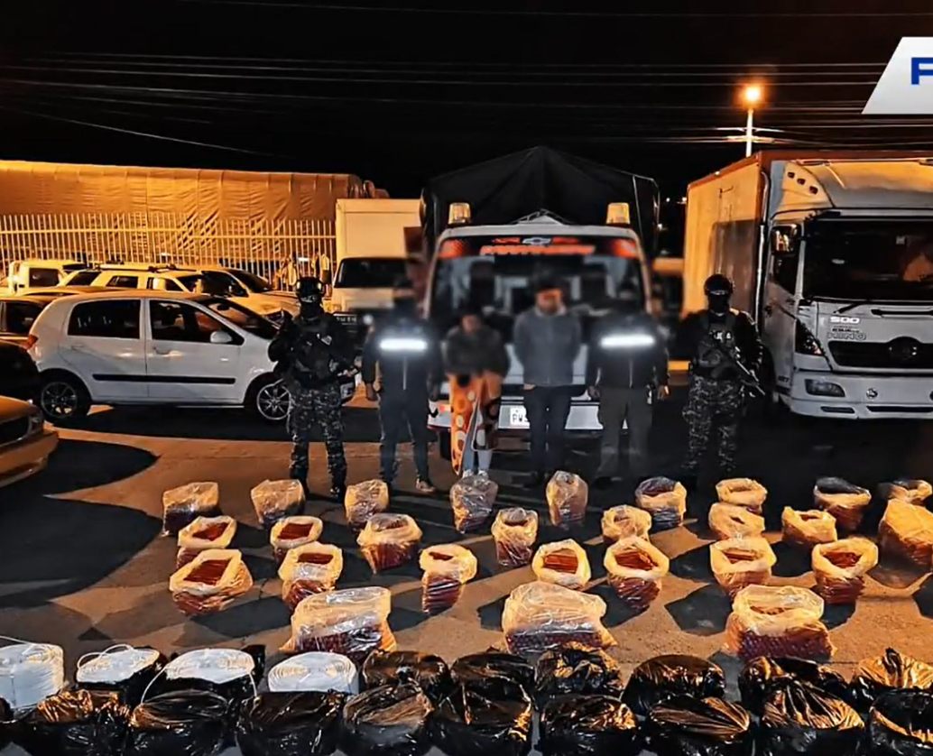 Materiales explosivos incautados en Ecuador. Foto: cortesía Policía de Ecuador