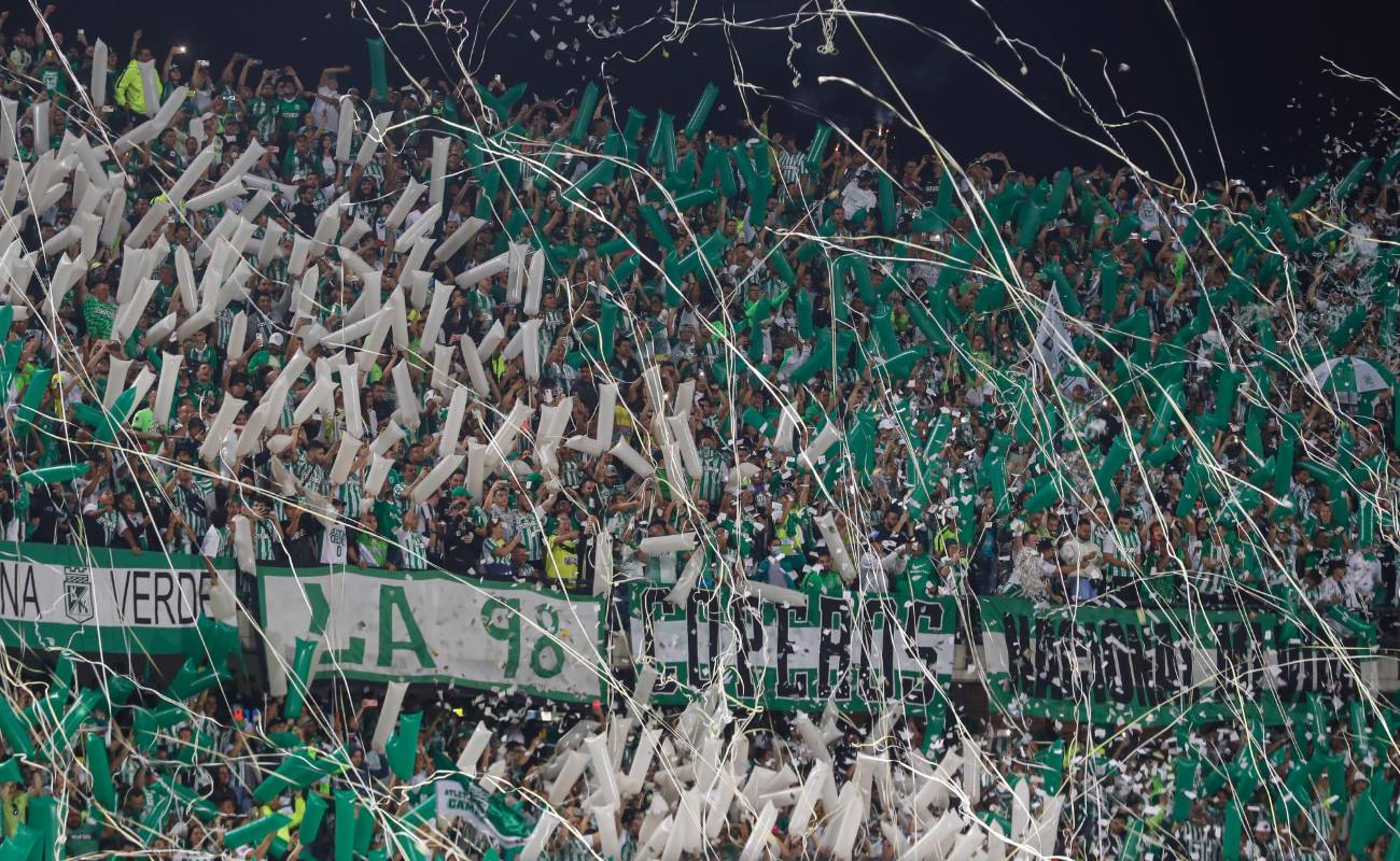 La anotación de Danovis Banguero animó a la afición, que no dejó de alentar a su equipo. FOTO: MANUEL SALDARRIAGA QUINTERO