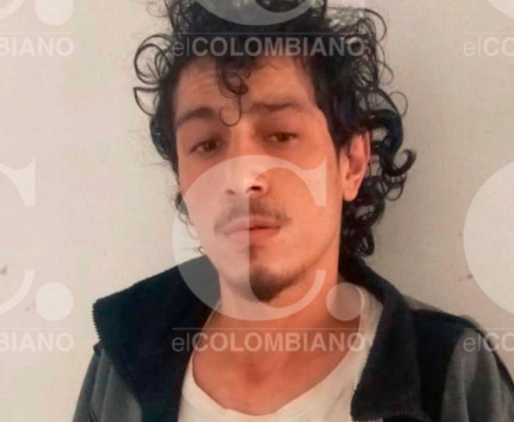 Según las denuncias de la comunidad, alias Lámpara maltrataba al menor por cualquier cosa que hiciera. El padre del pequeño pide que se haga justicia por los hechos de violencia. FOTO: CORTESÍA