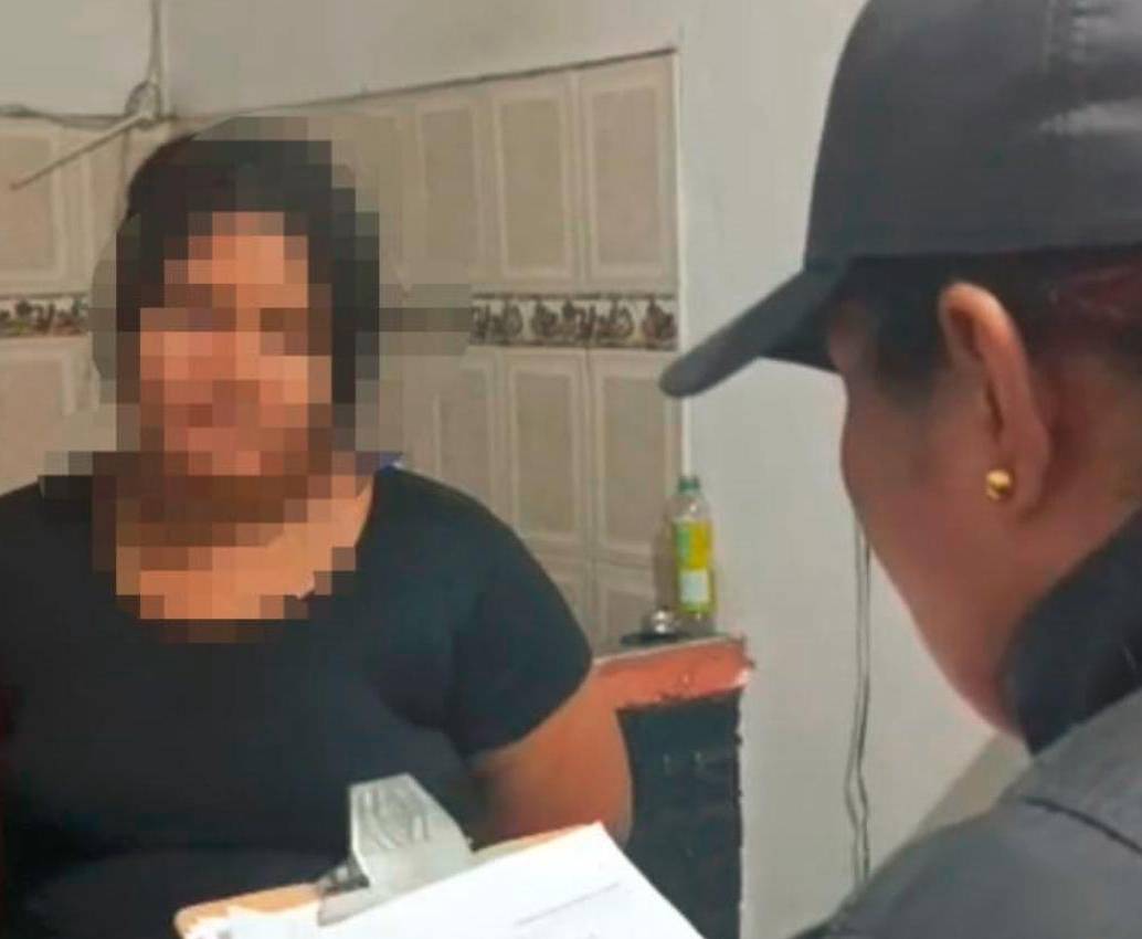 Norelby Manga Hernández fue capturada dentro de su vivienda en el municipio de Chigorodó, días después del asesinato de su hijastra de 6 años la semana pasada. FOTO: CORTESÍA