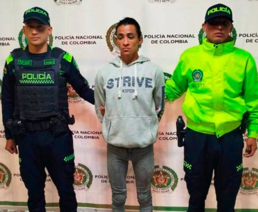 Karen Vanessa Montoya Álvarez, de 31 años, fue capturada en las últimas horas, luego de que las investigaciones la señalaran de haber atacado a su pareja, en medio de un aparente ataque de celos. FOTO: CORTESÍA