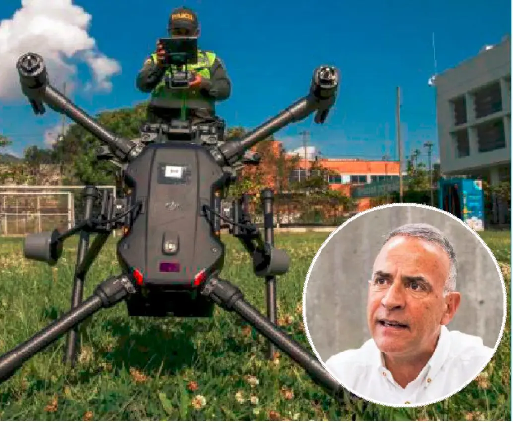 La idea con los drones y los equipos antidrones que pretende adquirir el general (r) Luis Eduardo Martínez (detalle), secretario de Seguridad de Antioquia, es reducir la ofensiva con estos elementos de las disidencias. <b><span class="mln_uppercase_mln"> </span></b>FOTO<b><span class="mln_uppercase_mln"> JUAN ANTONIO SÁNCHEZ</span></b>