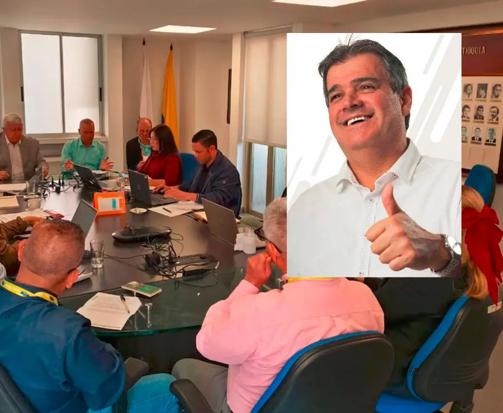 Estas son las imágenes del proceso de auditoría de la Superintendencia de Salud y Coljuegos a la Lotería de Medellín luego de que se conociera que la pareja del exsubgerente comercial, Rubén Darío Callejas, se ganara uno de los premios. FOTOS: CORTESÍA