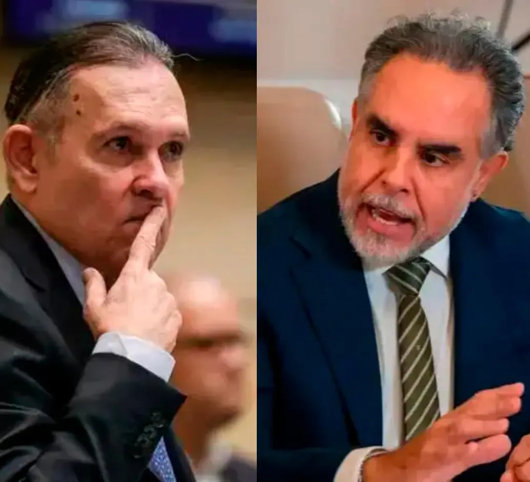 Tanto el presidente del Senado, Efraín Cepeda, como el ministro del Interior, Armando Benedetti, respaldaron el levantamiento del debate de la reforma laboral ante la ausencia de la bancada del Centro Democrático. FOTO COLPRENSA