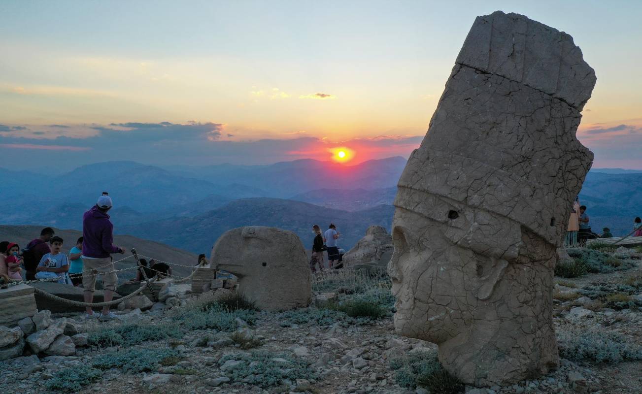 En 1987, fue catalogado como Patrimonio de la Humanidad por la UNESCO. El monte Nemrut es conocido por las ruinas de la tumba-santuario en su cima. Fotos Getty