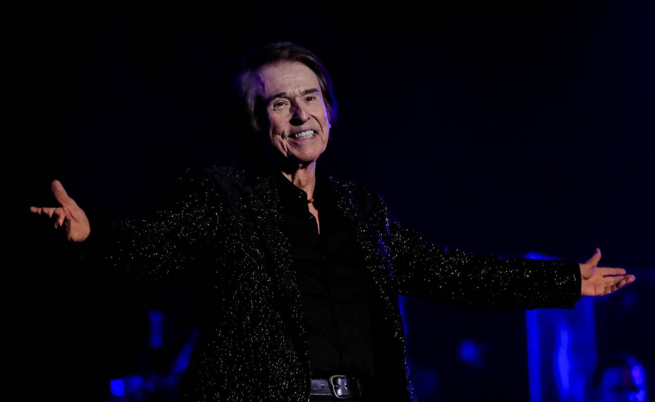 El artista español celebró además 60 años de carrera. FOTO Jaime Pérez