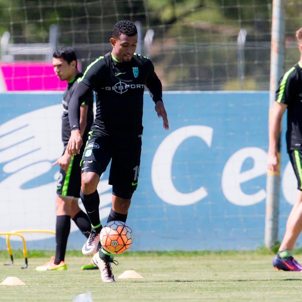 Farid Díaz triunfó en Nacional. Allí recogió enseñanzas que hoy le aportan en su formación como entrenador. FOTO JUAN ANTONIO SÁNCHEZ