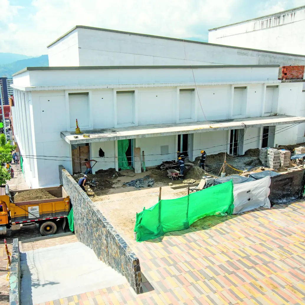 La Casa Consistorial tiene más de 200 años. Allí quedó una cárcel y luego el primer cine del municipio. FOTO Esneyder Gutiérrez