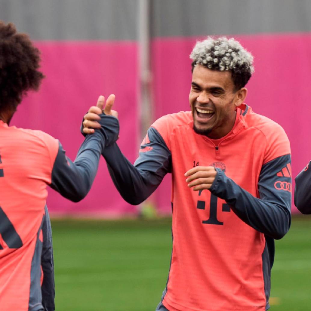 Luis Díaz goza de un buen presente en Alemania. En el Bayern tiene una buena amistad con sus compañeros. FOTO: Tomada de X @FCBayern