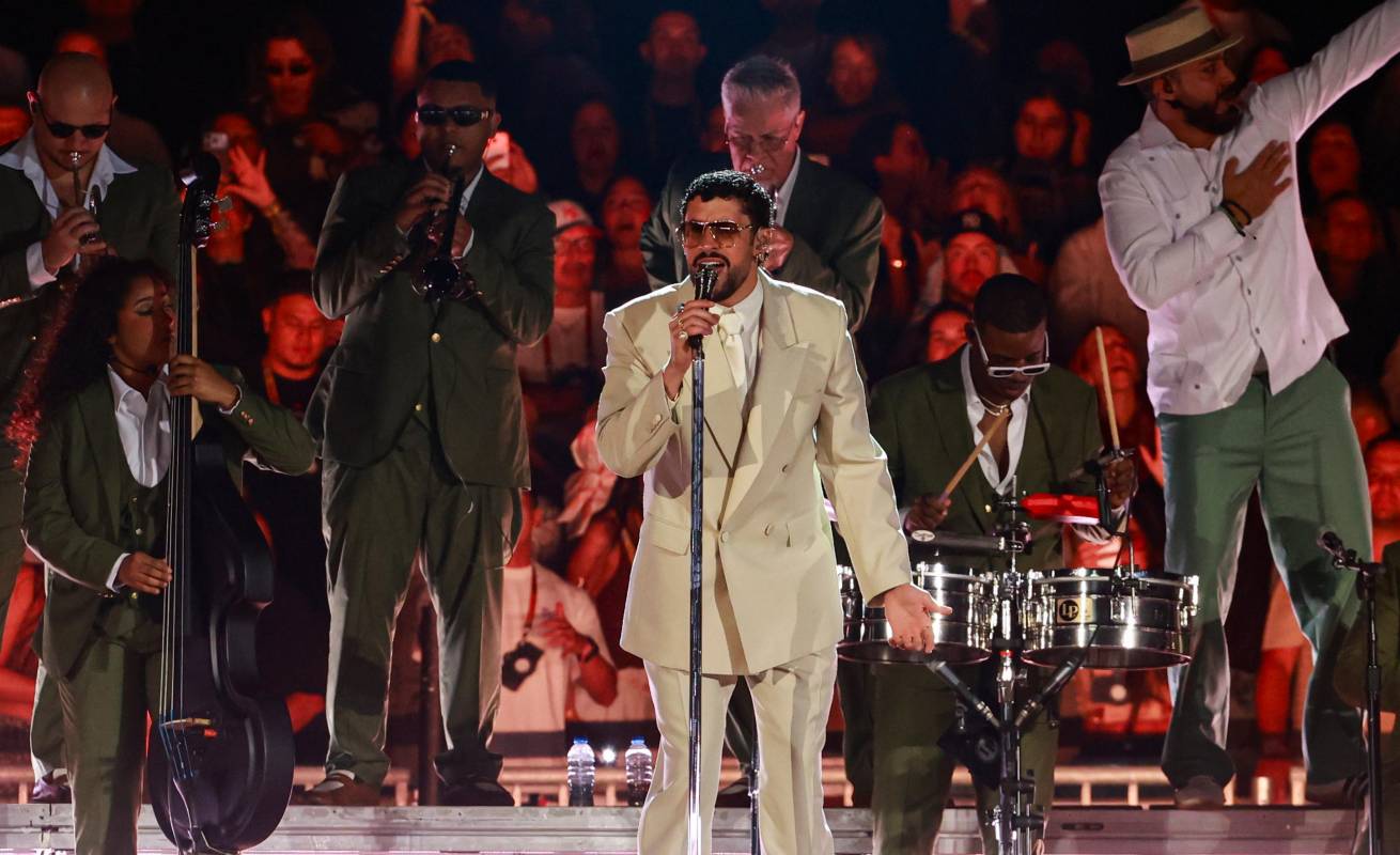 Un punto importante fue puntualidad de Bad Bunny. En los avisos de los organizadores –que andaban rodando en redes sociales– decían que el artista principal comenzaría a las 9:00 de la noche y así fue. Foto: Manuel Saldarriaga Quintero.