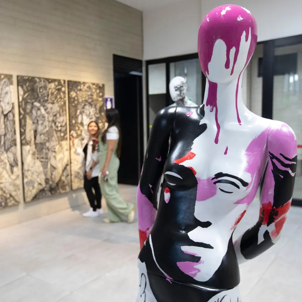 Retoques que invitan a crear nuevos mundos a través del arte. Foto: Esneyder Gutiérrez 