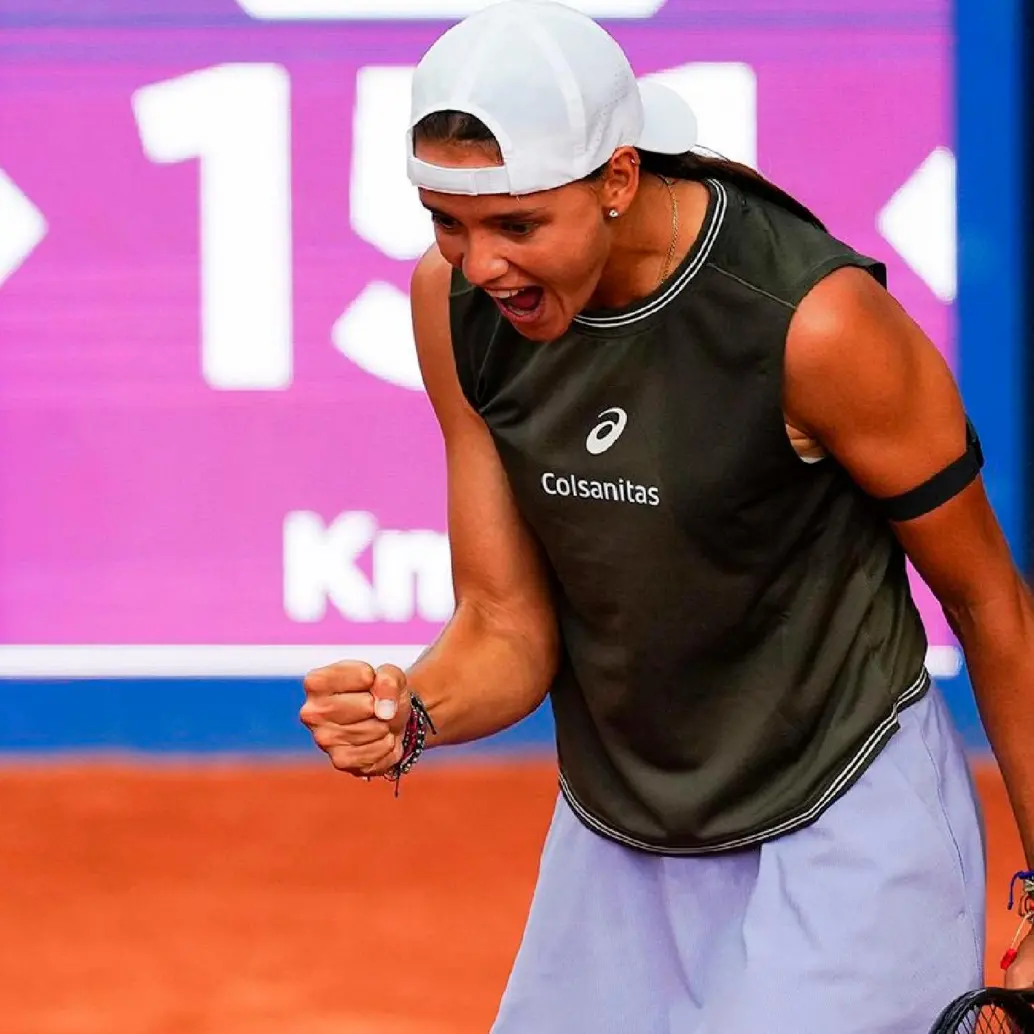 Tras llegar a semifinales en Bogotá, Emiliana Arango entrará el lunes al top-100 del ranking mundial de tenis. FOTO X- COPA COLSANITA